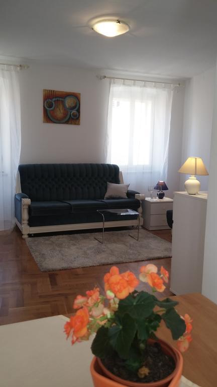 Arco Arina Apartment Пула Екстер'єр фото